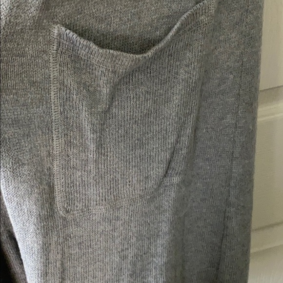 Cabi hooded sweater - Picture 4 of 7
